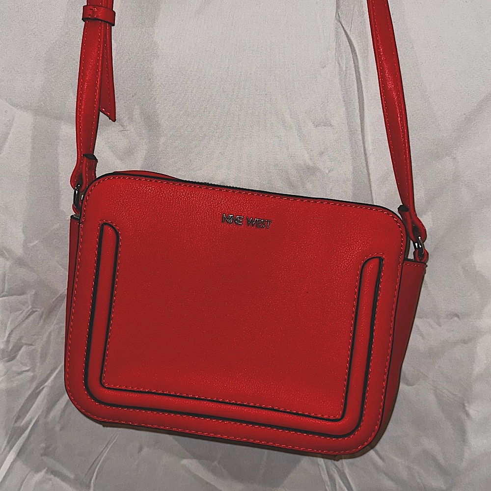 Nine West crossbody NWOT